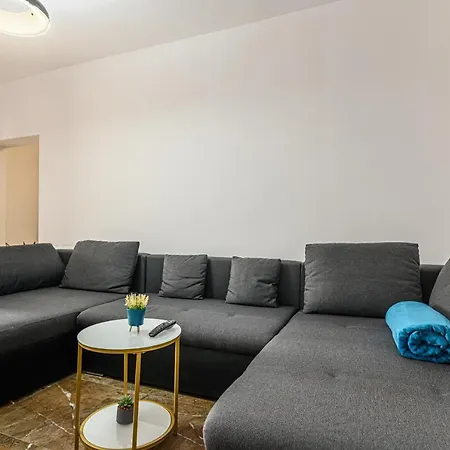 Casa Aurora 2